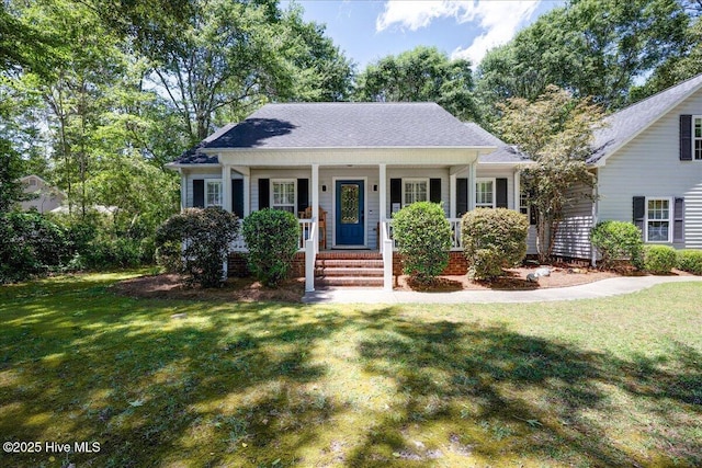 547 Deer Run Rd, New Bern, NC 28562 - bungalow-style house with a front yard and covered porch