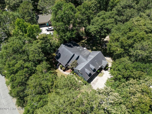 547 Deer Run Rd, New Bern, NC 28562 - aerial view of property and surrounding area with a heavily wooded area