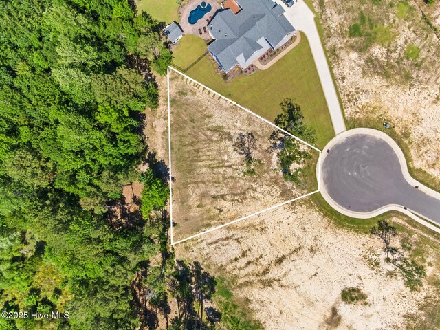 133 W Scarborough Ct, Hampstead, NC 28443