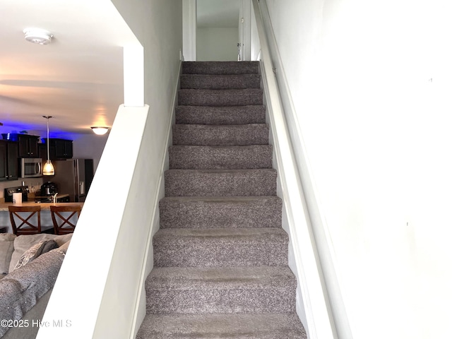 219 Grove Ln, Havelock, NC 28532 - view of stairs