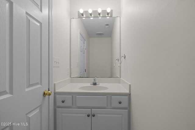 123 S Park Ln, Newport, NC 28570 - bathroom featuring vanity