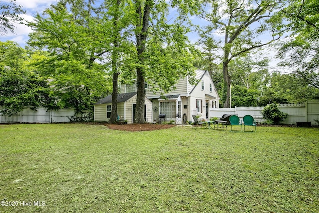 1305 Kenan St NW, Wilson, NC 27893 - view of yard