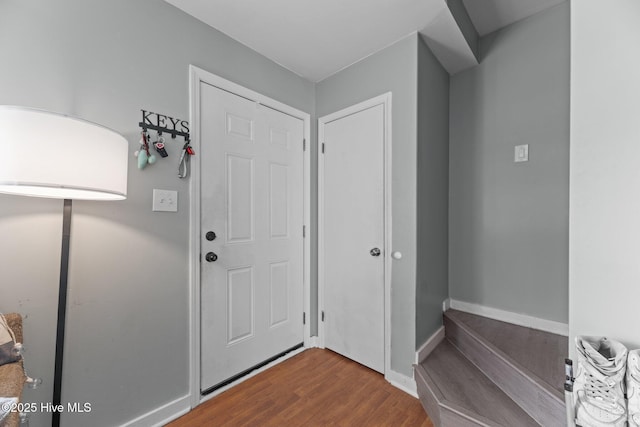 24 Donnell, Havelock, NC 28532 - entryway with wood finished floors and baseboards