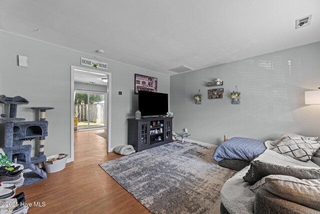 24 Donnell, Havelock, NC 28532 - living area with wood finished floors and baseboards