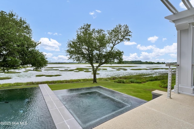 1064 Ocean Ridge Dr, Wilmington, NC 28405 - view of swimming pool featuring a water view, a yard, and an in-ground hot tub