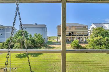 6707 Kings Lynn Dr, Oak Island, NC 28465 - detailed view