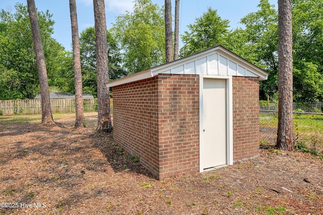 3825 Canterbury Rd, Wilmington, NC 28403 - view of shed with view of scattered trees