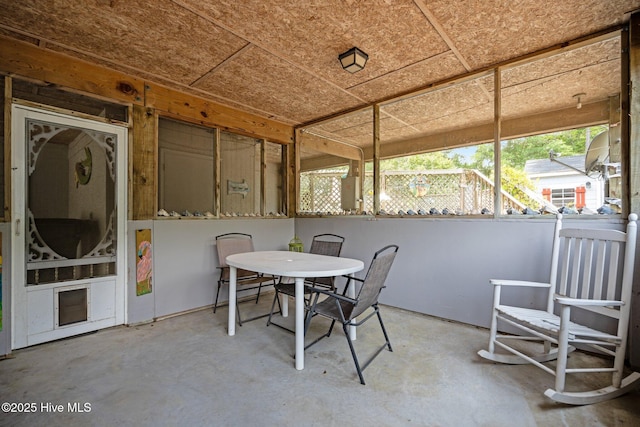 109 NE 1st St, Oak Island, NC 28465 - sunroom / solarium with outdoor dining area