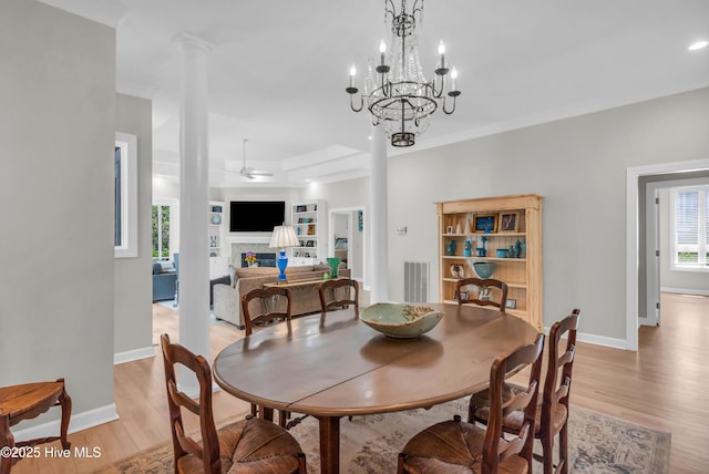 2021 Seawind Ln, Wilmington, NC 28405 - dining area featuring light wood-style flooring, baseboards, ornamental molding, a ceiling fan, and recessed lighting