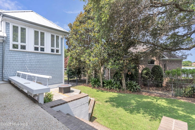 2021 Seawind Ln, Wilmington, NC 28405 - view of yard