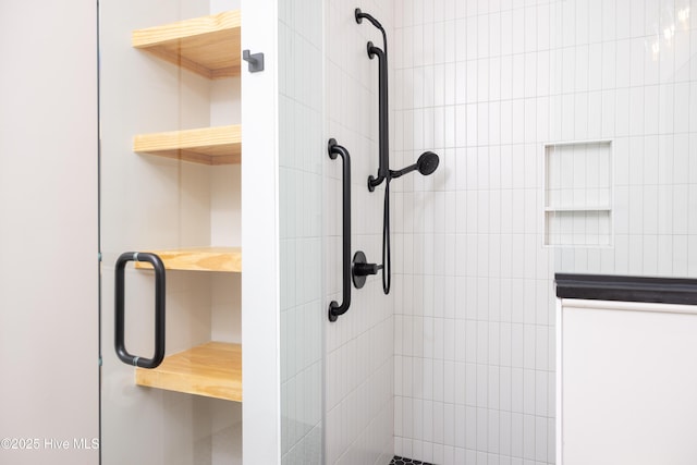 245 Winborne Ln, Edenton, NC 27932 - bathroom featuring tiled shower