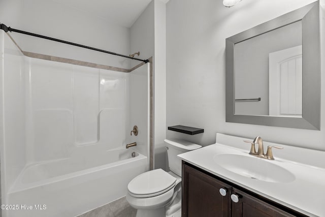 1005 Flounder Run, New Bern, NC 28562 - bathroom with vanity, toilet, and tub / shower combination