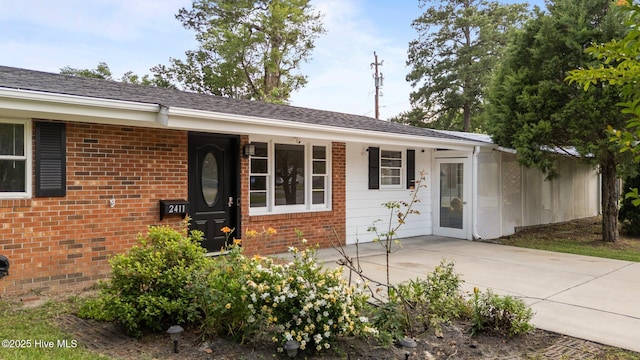 2411 Grace Ave, New Bern, NC 28562 - ranch-style house featuring brick siding