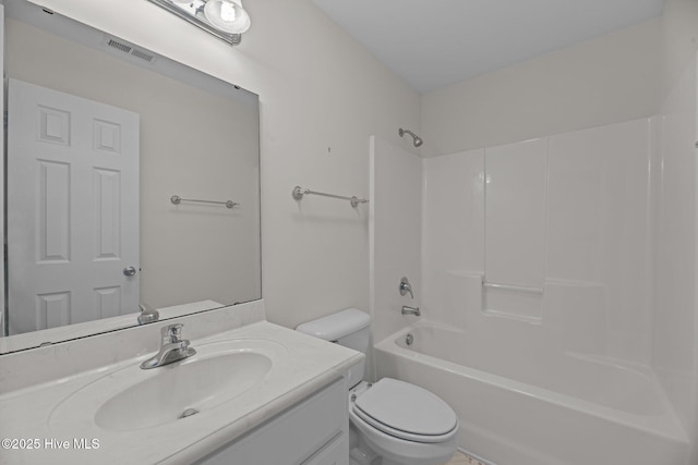 309 Belle Oaks Dr, New Bern, NC 28562 - full bathroom with vanity, toilet, and shower / bath combination