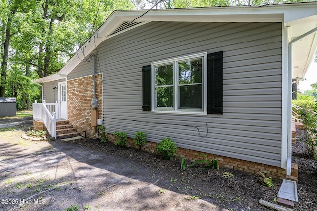 429 Swiss Rd, New Bern, NC 28560 - view of side of home featuring crawl space