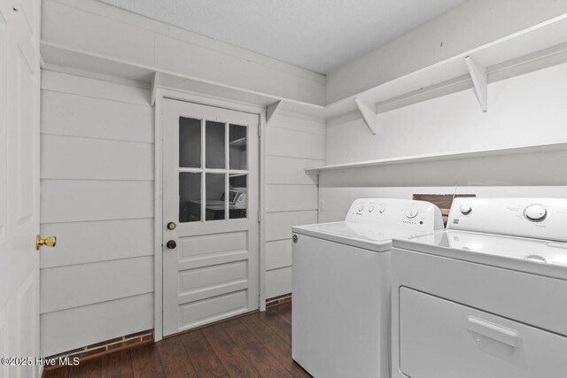 1205 Logan Ct, Jacksonville, NC 28540 - laundry room featuring washer and dryer and dark wood-style floors