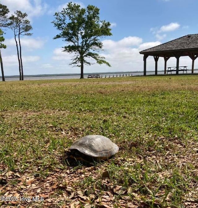 213 Martin Farm Ln, Knotts Island, NC 27950