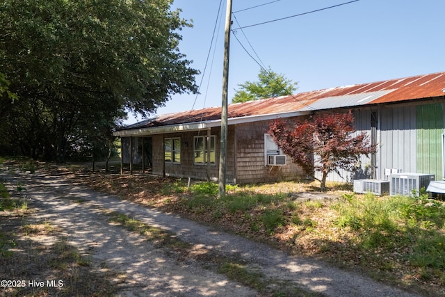 213 Martin Farm Ln, Knotts Island, NC 27950