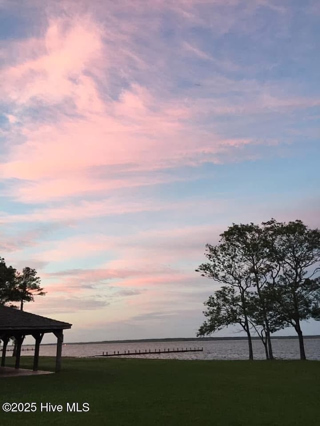 213 Martin Farm Ln, Knotts Island, NC 27950