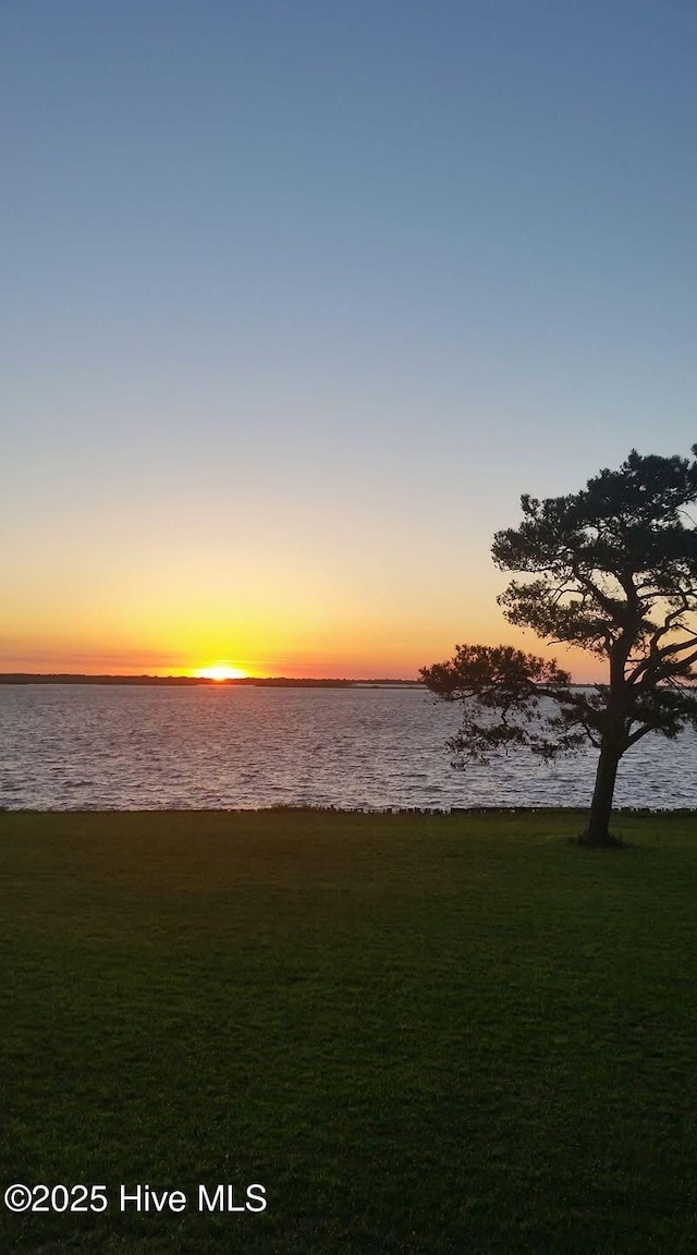 213 Martin Farm Ln, Knotts Island, NC 27950