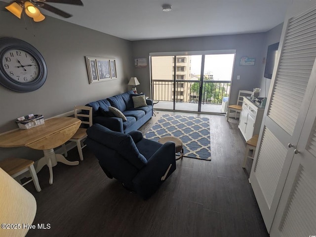 7500 N Ocean Blvd Unit 6061, Myrtle Beach, SC 29572 - living area featuring dark wood finished floors and a ceiling fan