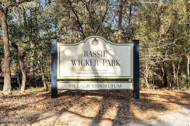155 Mckenzie Rd E, Pinehurst, NC 28374 - view of community / neighborhood sign