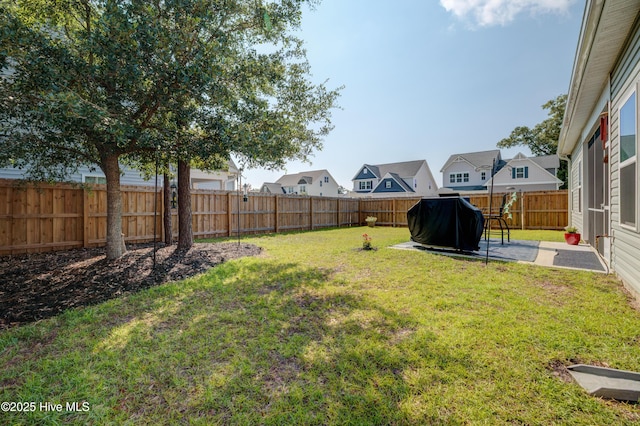 14 Thrush Trl, Hampstead, NC 28443 - view of yard featuring a patio area and a residential view
