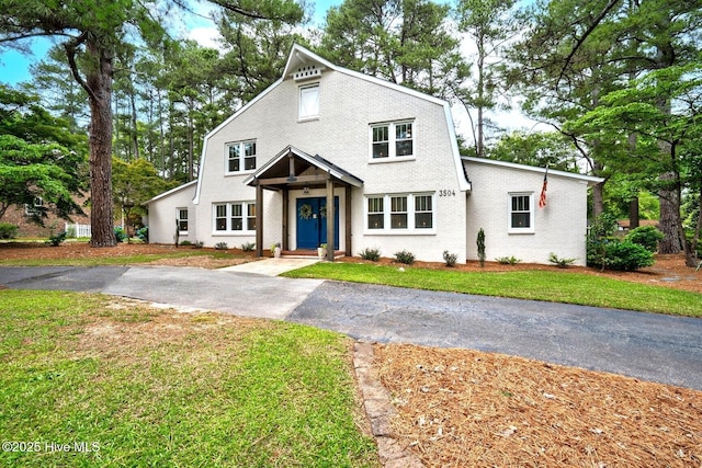 3504 Sheffield Dr, Rocky Mount, NC 27803 - view of front of property featuring a front lawn and asphalt driveway