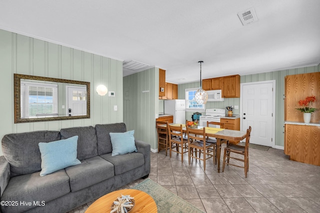 1020 Carolina Beach Ave N, Carolina Beach, NC 28428 - view of living area