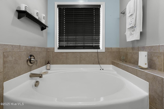 700 Stafford Ln, Jacksonville, NC 28546 - full bathroom with a garden tub