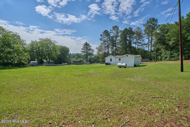 110 Texanna Ln, Raeford, NC 28376 - view of yard