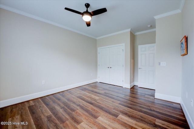 409 Kinnakeet Ln, New Bern, NC 28562 - unfurnished bedroom with wood finished floors, baseboards, ornamental molding, a closet, and ceiling fan