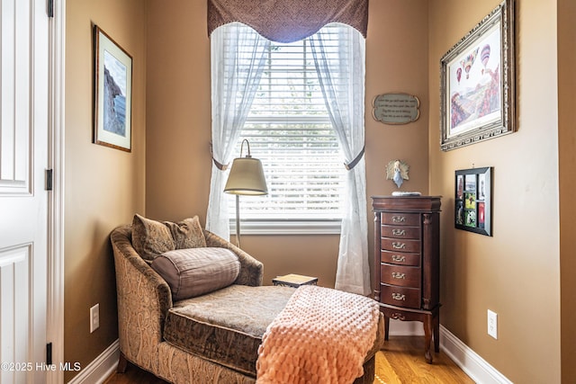 31 Pinewild Dr, Pinehurst, NC 28374 - sitting room with wood finished floors and baseboards