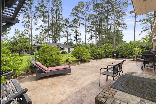 405 E Westbrook St, Wallace, NC 28466 - view of patio