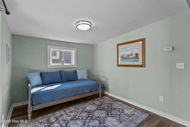 208 Hamlet Ave, Carolina Beach, NC 28428 - living area with wood finished floors and baseboards