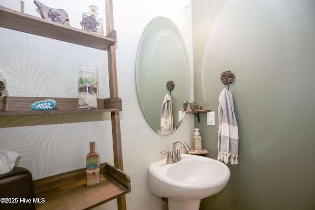 305 3rd St, Aberdeen, NC 28315 - bathroom with a sink