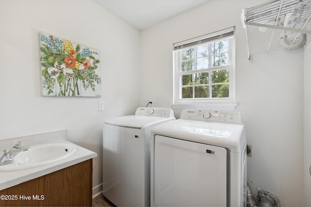1415 Setter Ct, Wilmington, NC 28411 - laundry area featuring separate washer and dryer