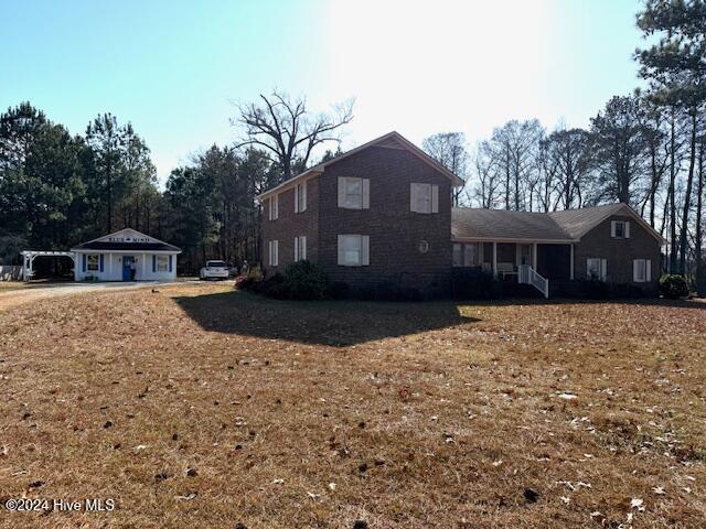 1164 Ocean Hwy N, Hertford, NC 27944 - view of front of home with a porch