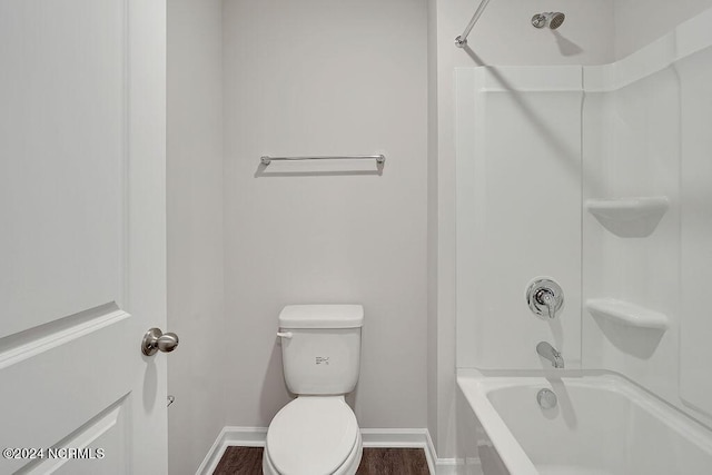 246 Kite Cir NE Lot 667, Bolivia, NC 28422 - full bath featuring toilet, baseboards, and bathtub / shower combination