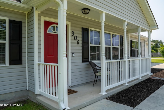306 Top Knot Rd, Hubert, NC 28539 - property entrance with a porch