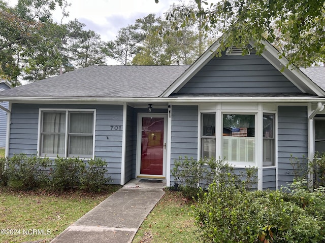 600 N 35th St Unit 701, Morehead City, NC 28557 - view of front of house with roof with shingles