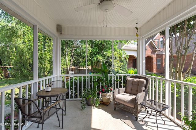 4301 Gainesford Ct, Wilmington, NC 28412 - sunroom featuring a ceiling fan