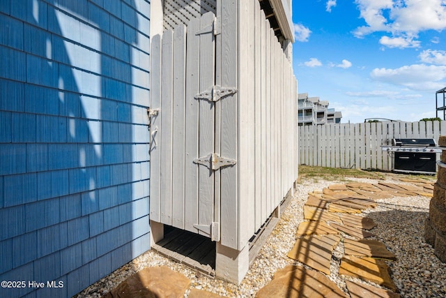 view of outbuilding