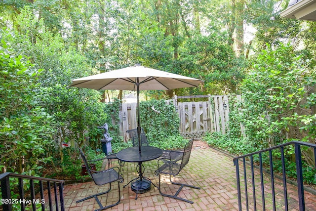 190 Palmetto Rd Unit 20, Pinehurst, NC 28374 - view of patio / terrace featuring outdoor dining area