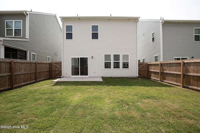 1617 Stanley St, Wilmington, NC 28401 - back of property featuring a patio area