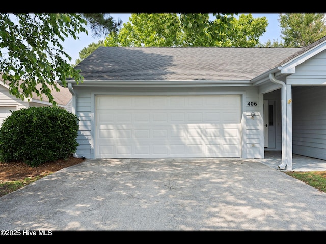 406 Endicott Ct, Wilmington, NC 28411 - garage with driveway