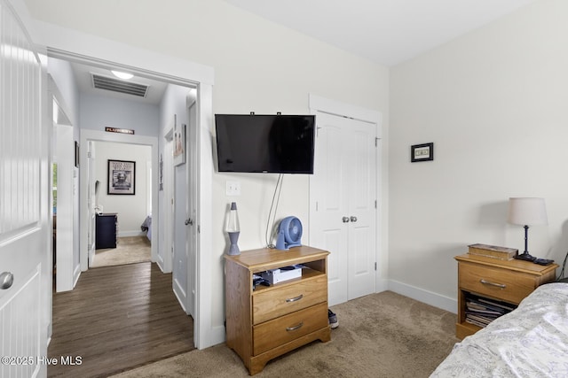 452 Crows Nest Ln, Sneads Ferry, NC 28460 - bedroom featuring a closet and baseboards