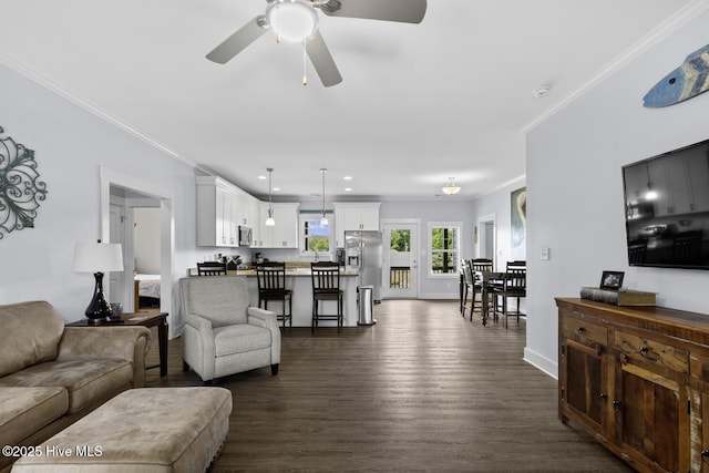 452 Crows Nest Ln, Sneads Ferry, NC 28460 - living room with crown molding, dark wood-style floors, a ceiling fan, baseboards, and recessed lighting