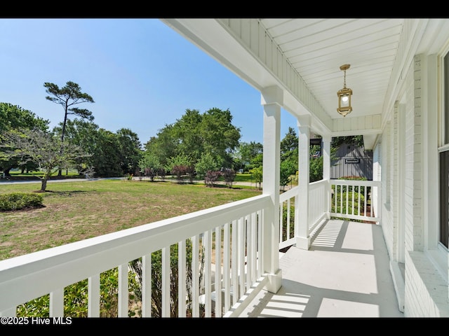 109 Inlet Ct, Hampstead, NC 28443 - view of covered porch
