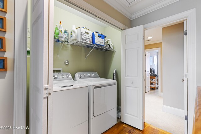 209 Georgia Ave, Carolina Beach, NC 28428 - bedroom featuring vaulted ceiling, light carpet, and a ceiling fan